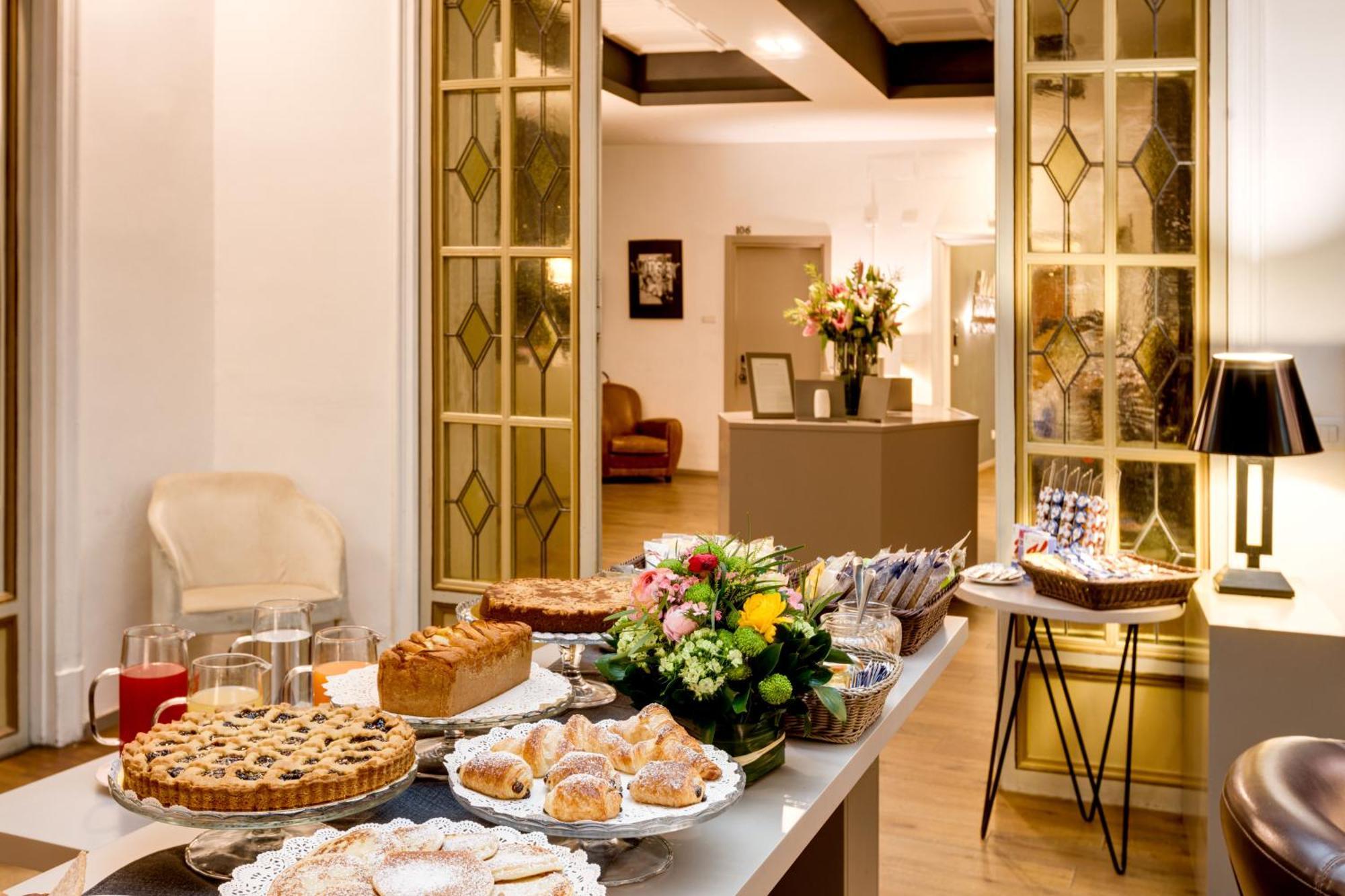 Piazza Farnese Luxury Suites Rome Exterior photo