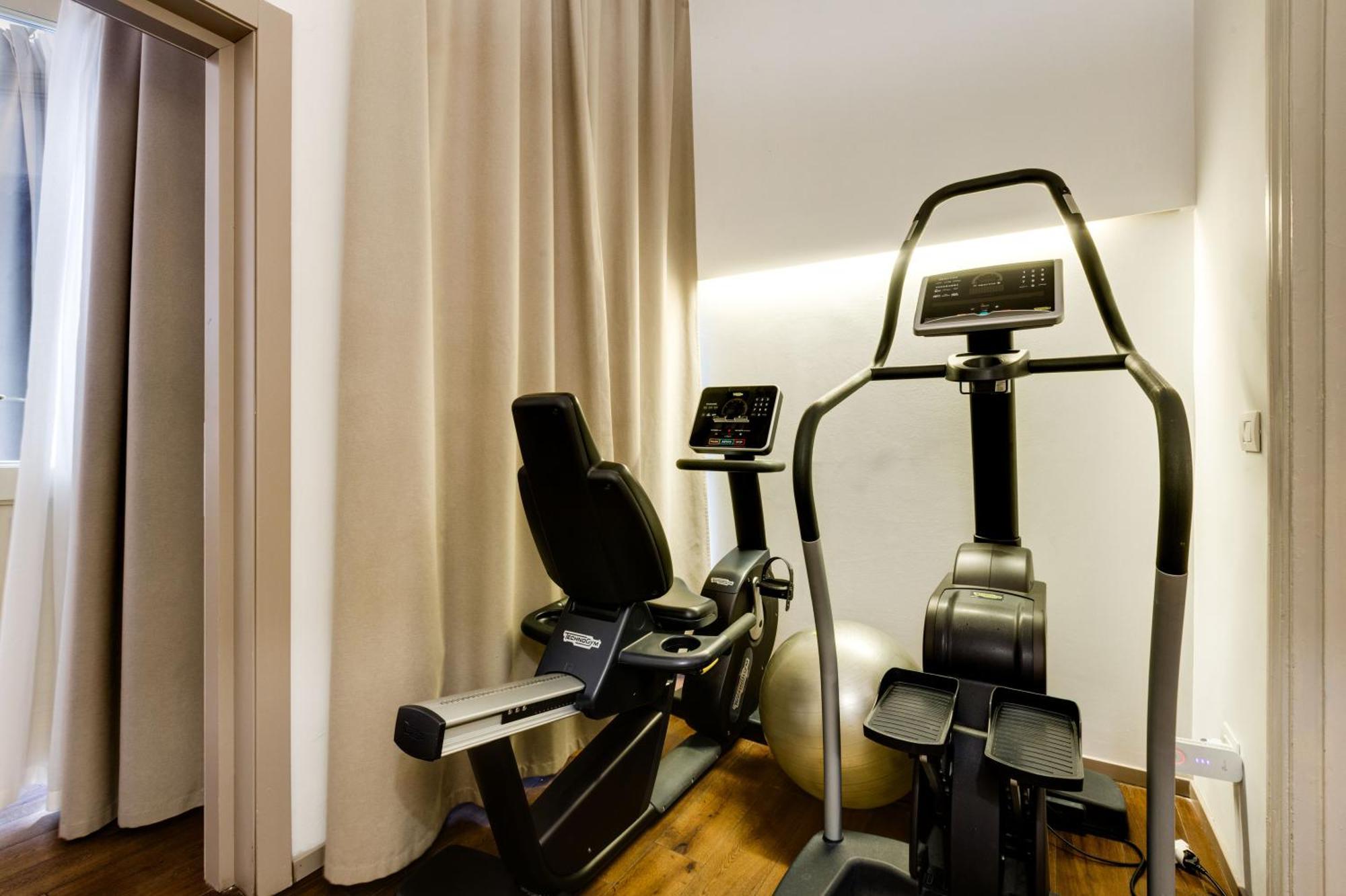 Piazza Farnese Luxury Suites Rome Exterior photo