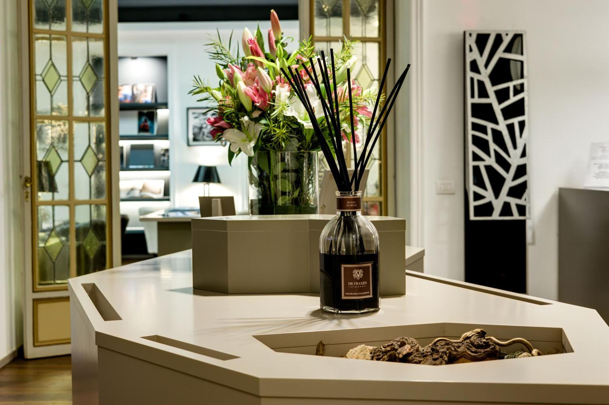 Piazza Farnese Luxury Suites Rome Exterior photo