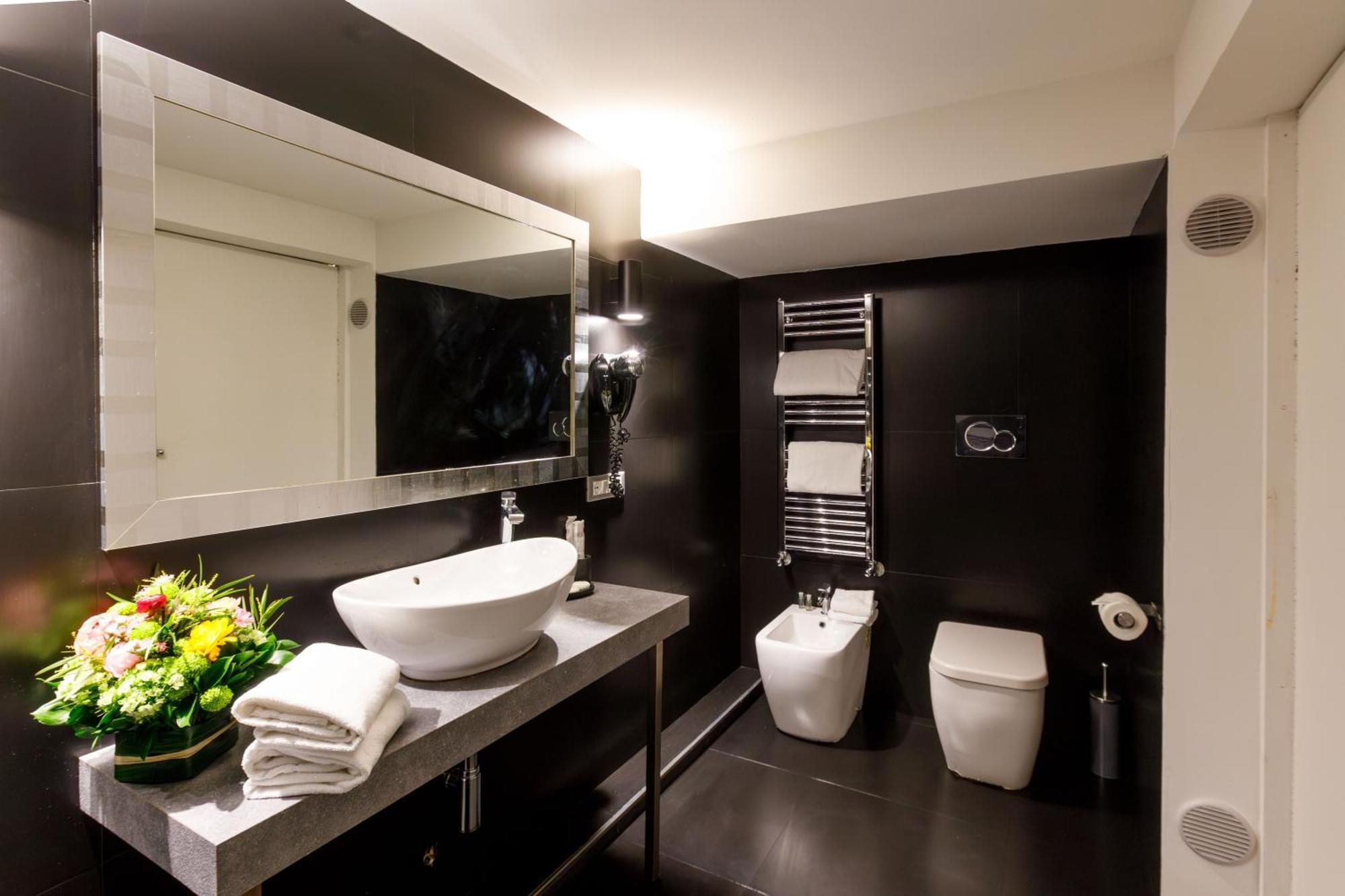 Piazza Farnese Luxury Suites Rome Exterior photo