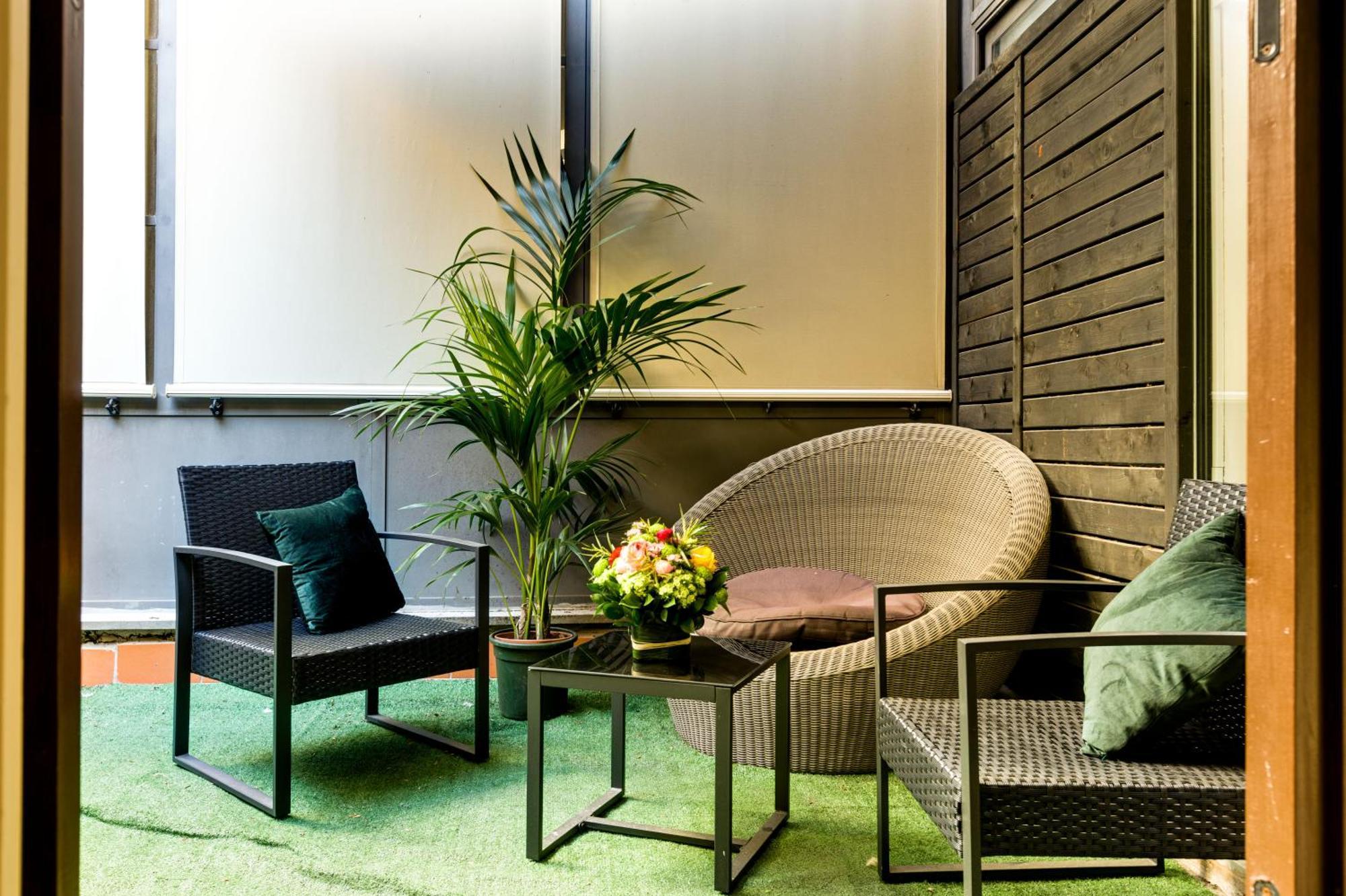 Piazza Farnese Luxury Suites Rome Exterior photo