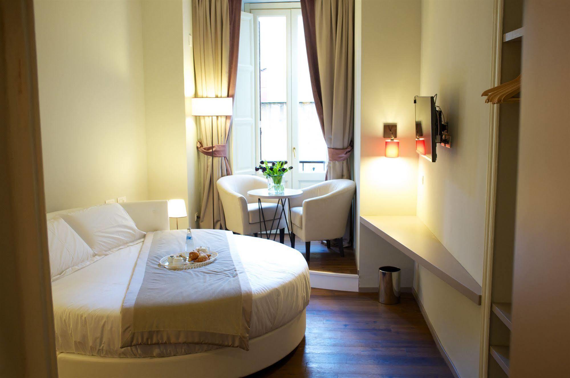 Piazza Farnese Luxury Suites Rome Exterior photo